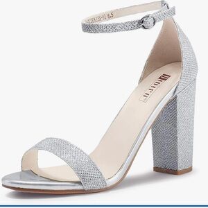 IDIFU Glittering Silver Ankle Strap Chunky Heel Open Toe Sandals Size 8.5